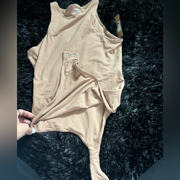 ᑎᗯT 𝙎𝙠𝙞𝙢𝙨 𝙗𝙤𝙙𝙮𝙨𝙪𝙞𝙩 🩵🩶🩶🩵 - Picture 5 of 6